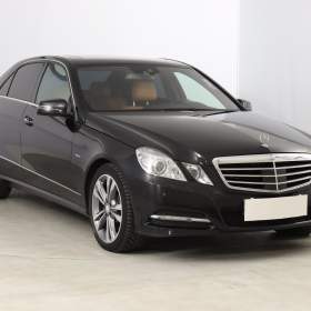 Mercedes- Benz Třídy E E 350 CDI 4MATIC / 19517681