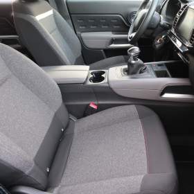 Foto inzerátu Citroën C5 Aircross BlueHDi 130