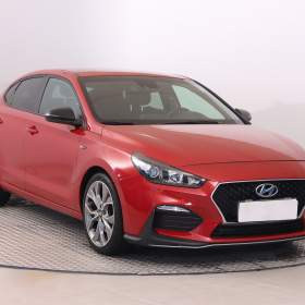 Hyundai i30 Fastback 1.4 T- GDI / 19520641