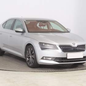 Škoda Superb 2.0 TDI / 19521386