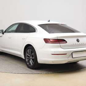 Foto inzerátu Volkswagen Arteon 1.5 TSI