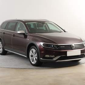 Volkswagen Passat 2.0 TDI / 19521756