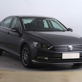 Volkswagen Passat 2.0 TDI / 19522054
