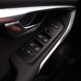 Foto inzerátu Volvo V40 1.6 D2