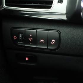 Foto inzerátu Kia Niro Hybrid