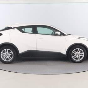 Foto inzerátu Toyota C-HR 1.8 Hybrid