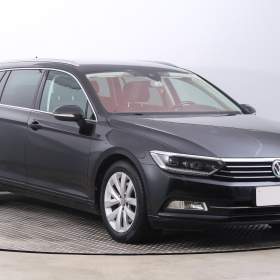 Volkswagen Passat 2.0 TDI / 19523859