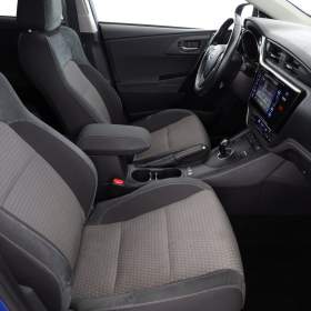 Foto inzerátu Toyota Auris Hybrid