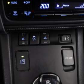 Foto inzerátu Toyota Auris Hybrid