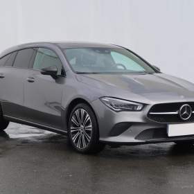 Mercedes- Benz CLA 220 d / 19524038