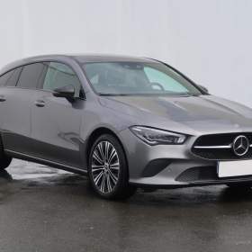 Mercedes- Benz CLA 220 d / 19524038