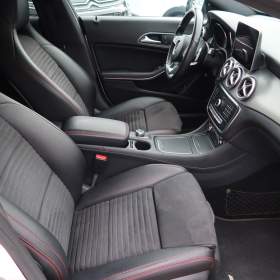 Foto inzerátu Mercedes-Benz CLA 200 CDI 4MATIC