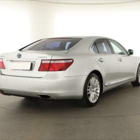 Foto inzerátu Lexus LS 600h