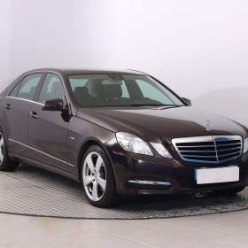 Mercedes- Benz Třídy E E 250 CDI 4MATIC / 19524996