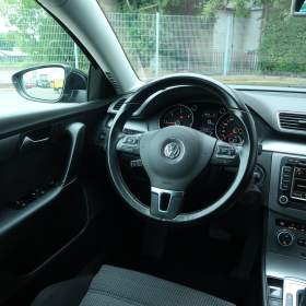 Foto inzerátu Volkswagen Passat 2.0 TDI