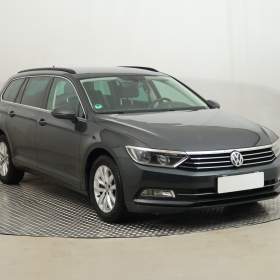 Foto inzerátu Volkswagen Passat 2.0 TDI