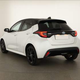Foto inzerátu Toyota Yaris 1.5 VVT-i Hybrid