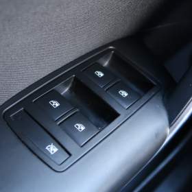 Foto inzerátu Opel Insignia 2.0 CDTI