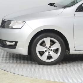 Foto inzerátu Škoda Rapid 1.0 TSI