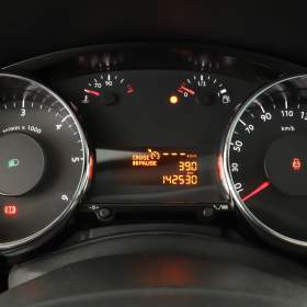 Foto inzerátu Peugeot 5008 1.6 HDi