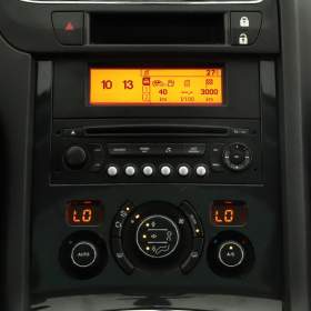 Foto inzerátu Peugeot 5008 1.6 HDi