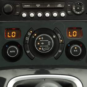 Foto inzerátu Peugeot 5008 1.6 HDi