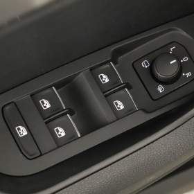 Foto inzerátu Škoda Karoq 1.0 TSI