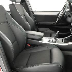 BMW X3 xDrive20d / 19529657