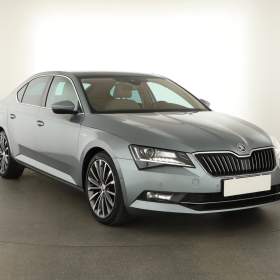 Škoda Superb 2.0 TDI / 19530772