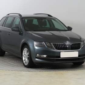 Škoda Octavia 1.5 TSI / 19532076