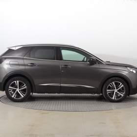 Foto inzerátu Peugeot 3008 1.5 BlueHDi