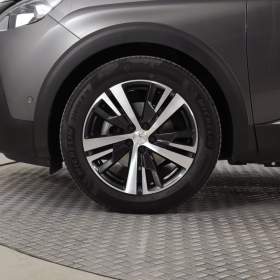 Foto inzerátu Peugeot 3008 1.5 BlueHDi