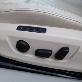 Foto inzerátu Škoda Superb 2.0 TSI