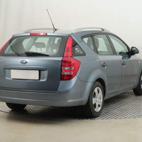 Foto inzerátu Kia Ceed 1.6 CVVT