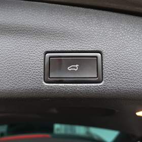 Foto inzerátu Volkswagen Sharan 2.0 TDI