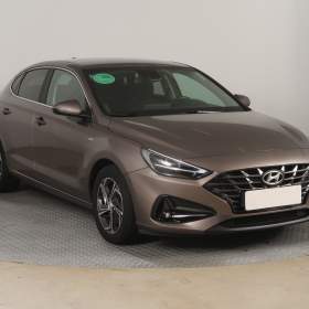 Hyundai i30 Fastback 1.5 T- GDI MHEV / 19534097
