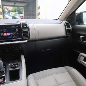 Foto inzerátu Citroën C5 Aircross BlueHDi 180