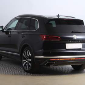 Foto inzerátu Volkswagen Touareg 3.0 TDI
