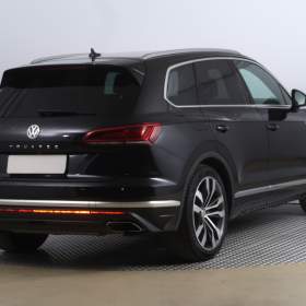 Foto inzerátu Volkswagen Touareg 3.0 TDI