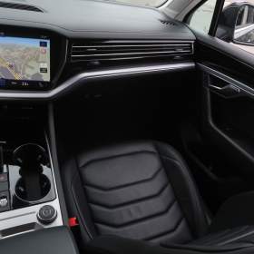 Foto inzerátu Volkswagen Touareg 3.0 TDI