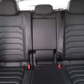 Foto inzerátu Volkswagen Touareg 3.0 TDI