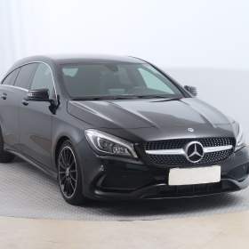Mercedes- Benz CLA 200 / 19534419