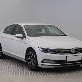 Volkswagen Passat 2.0 TDI / 19534450