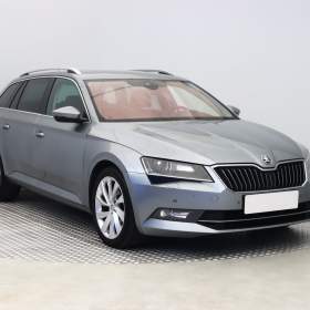 Škoda Superb 2.0 TDI / 19534572
