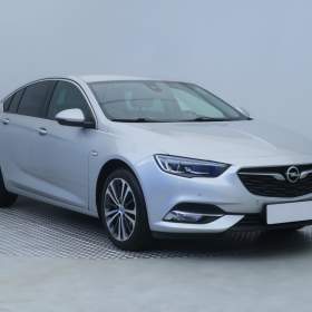 Opel Insignia 2.0 CDTI / 19534684