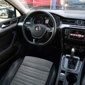 Volkswagen Passat 2.0 BiTDI / 19534735