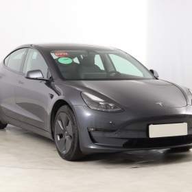 Tesla Model 3 Long Range 4WD 74kWh / 19535069