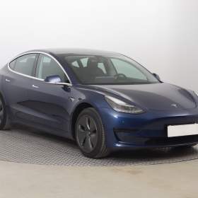 Tesla Model 3 Std Range Plus LFP / 19535099