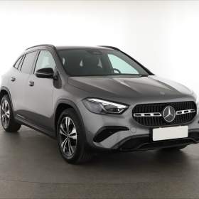 Mercedes- Benz GLA GLA 200 / 19536011
