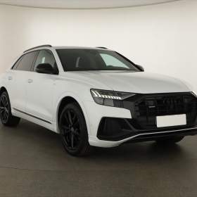 Audi Q8 50 TDI / 19536061